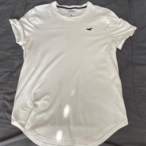 Hollister white men’s tee shirt